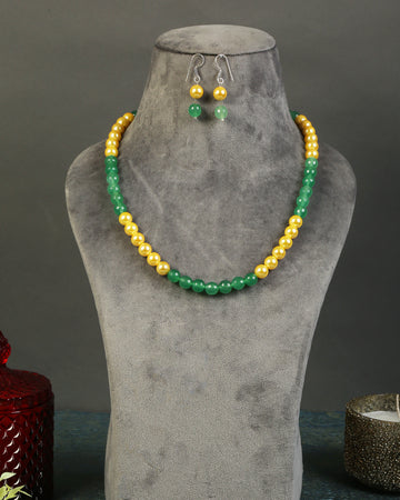Green Onyx & Ivory Beaded Necklace set